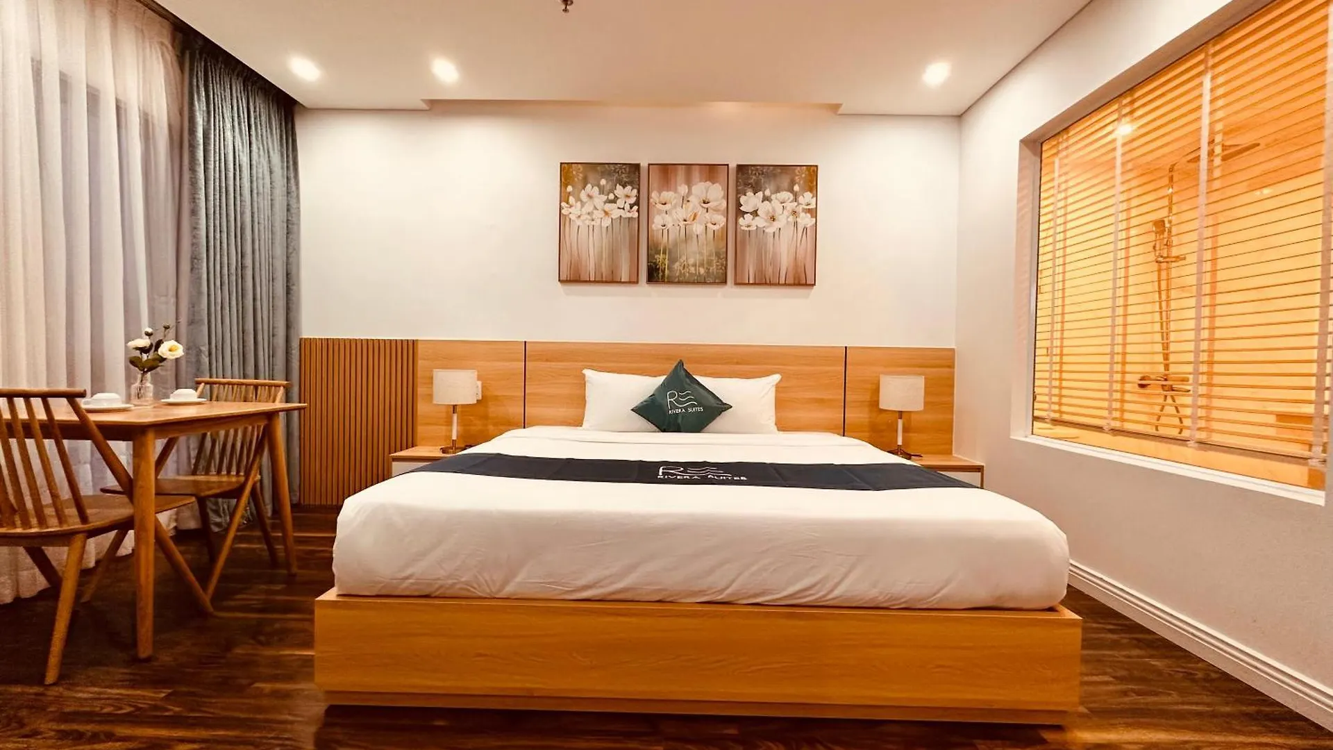 Rivera Suites 다낭